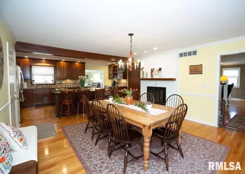 309 W Gloria Dr, Eureka, IL 61530 photo 24