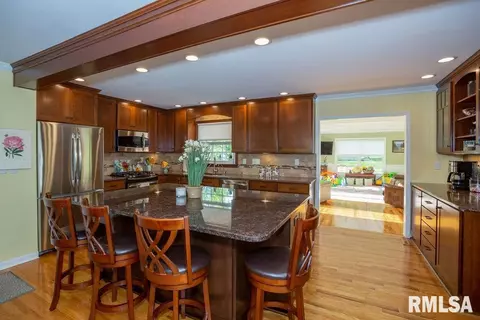 309 W Gloria Dr, Eureka, IL 61530 photo 20
