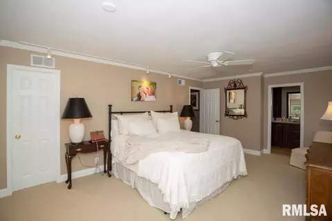 309 W Gloria Dr, Eureka, IL 61530 photo 31