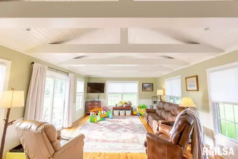 309 W Gloria Dr, Eureka, IL 61530 photo 26