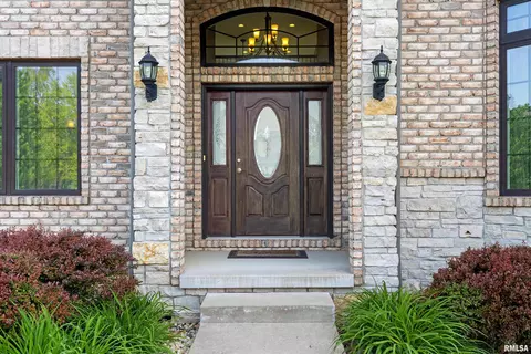 2308 W Augusta Dr, Dunlap, IL 61525 photo 3
