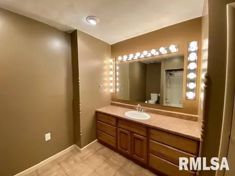 902 S Candy Ln, Macomb, IL 61455 photo 30