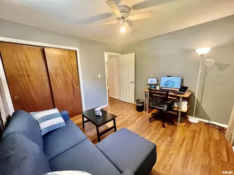 715 E Willcox Ave, Peoria, IL 61603 photo 12