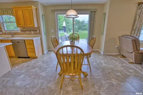 5810 W Brookmere St, Edwards, IL 61528 photo 9