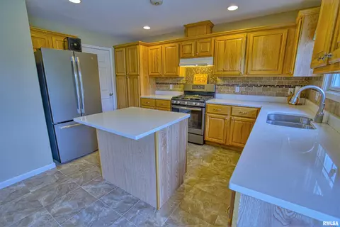 5810 W Brookmere St, Edwards, IL 61528 photo 13