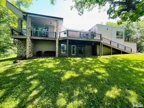 90 Emmy Rd, Macomb, IL 61455 photo 1