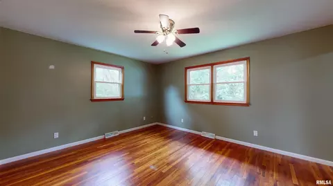 2102 E Harvard Ave, Peoria, IL 61614 photo 20