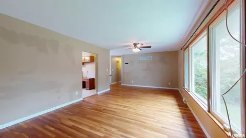 2102 E Harvard Ave, Peoria, IL 61614 photo 11