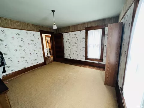 704 E Washington St, Macomb, IL 61455 photo 27