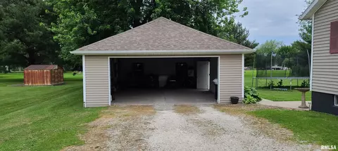 820 E Division St, Galva, IL 61434 photo 8