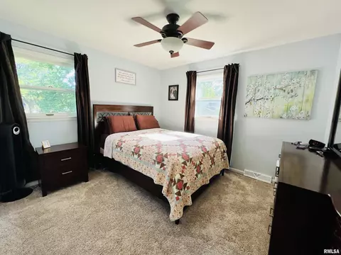 1154 Debbie Ln, Macomb, IL 61455 photo 21