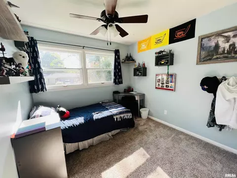 1154 Debbie Ln, Macomb, IL 61455 photo 17