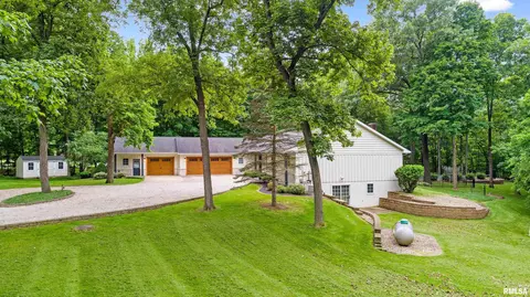 4 Roth Ct, Metamora, IL 61548 photo 9