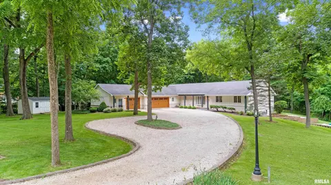 4 Roth Ct, Metamora, IL 61548 photo 1