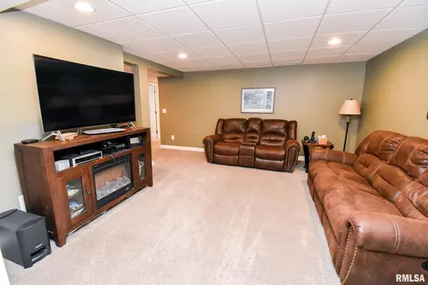 804 Devonshire Rd, Washington, IL 61571 photo 33