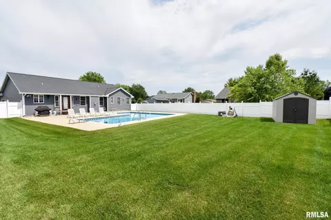804 Devonshire Rd, Washington, IL 61571 photo 9