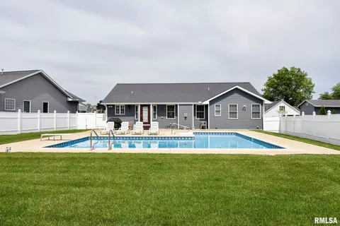 804 Devonshire Rd, Washington, IL 61571 photo 8