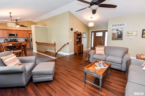 804 Devonshire Rd, Washington, IL 61571 photo 13