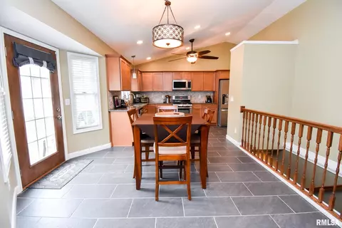 804 Devonshire Rd, Washington, IL 61571 photo 18