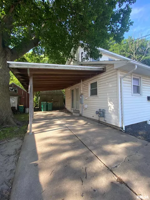 130 E Adams St, Macomb, IL 61455 photo 14