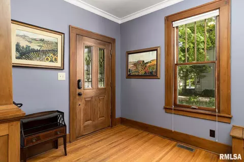 809 E Jefferson St, Washington, IL 61571 photo 8