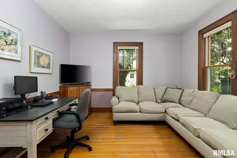 809 E Jefferson St, Washington, IL 61571 photo 22