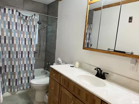 127 7th St, Dunfermline, IL 61524 photo 17