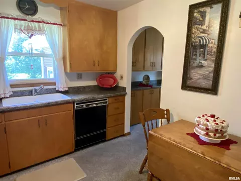 721 E Franklin St, Macomb, IL 61455 photo 22