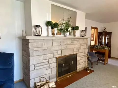 721 E Franklin St, Macomb, IL 61455 photo 8