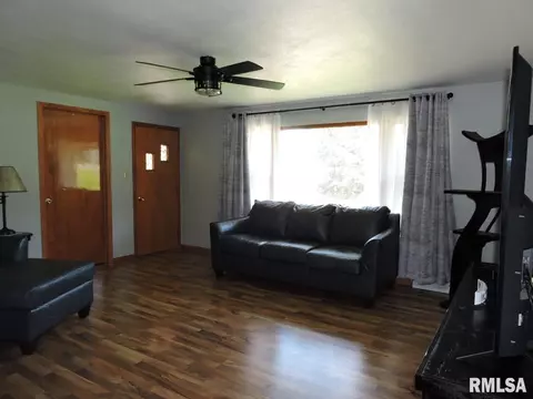 2434 Cherry Ln, Pekin, IL 61554 photo 28