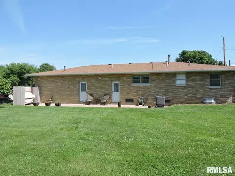 2434 Cherry Ln, Pekin, IL 61554 photo 13