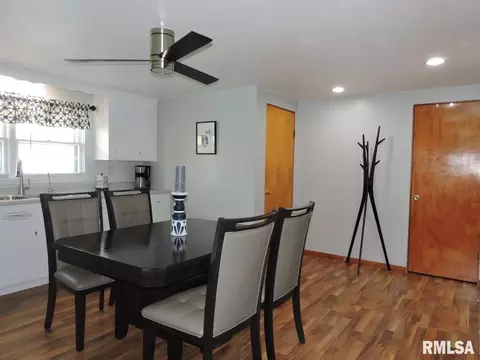 2434 Cherry Ln, Pekin, IL 61554 photo 21