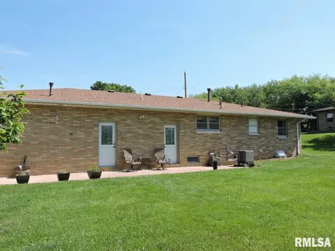 2434 Cherry Ln, Pekin, IL 61554 photo 14
