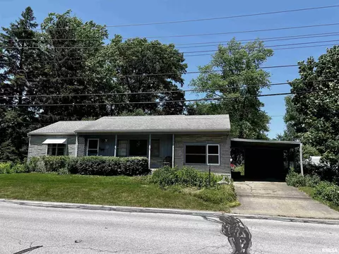 902 E Piper St, Macomb, IL 61455 photo 20