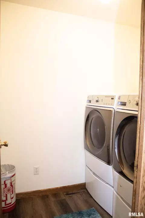 904 Dennis Dr, Eureka, IL 61530 photo 31