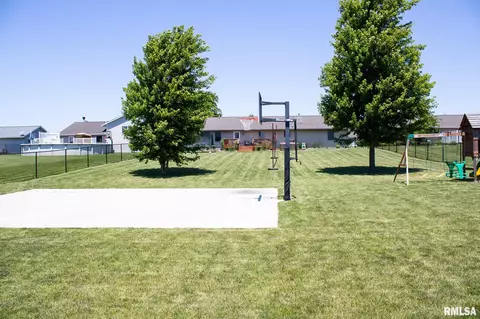 904 Dennis Dr, Eureka, IL 61530 photo 65