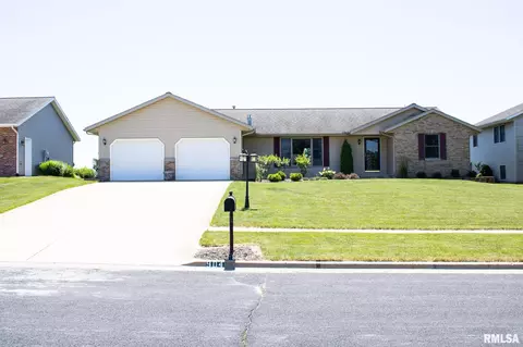 904 Dennis Dr, Eureka, IL 61530 photo 9