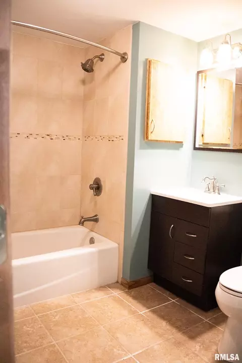 904 Dennis Dr, Eureka, IL 61530 photo 50