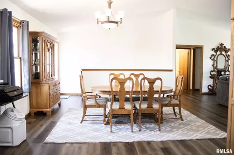 904 Dennis Dr, Eureka, IL 61530 photo 29