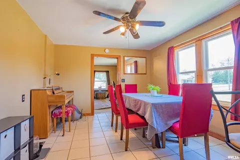 718 N Walnut St, Minonk, IL 61760 photo 6