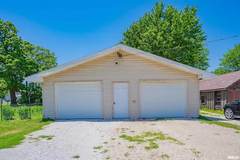 718 N Walnut St, Minonk, IL 61760 photo 22