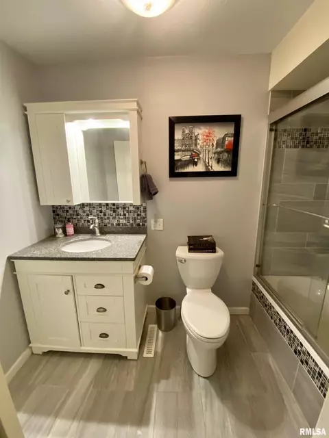 530 Flint Rd, Macomb, IL 61455 photo 22