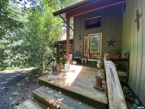530 Flint Rd, Macomb, IL 61455 photo 3