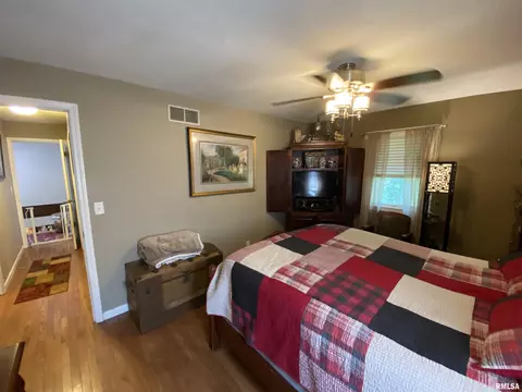 530 Flint Rd, Macomb, IL 61455 photo 27