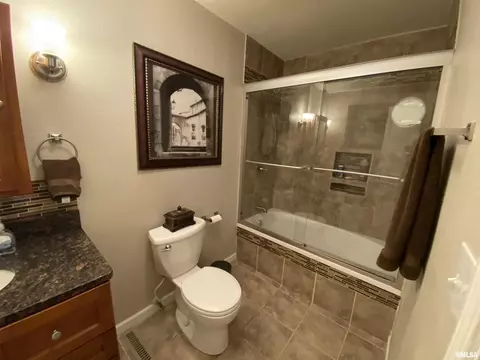 530 Flint Rd, Macomb, IL 61455 photo 31