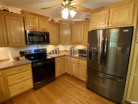 530 Flint Rd, Macomb, IL 61455 photo 16