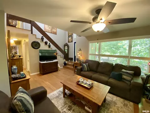 530 Flint Rd, Macomb, IL 61455 photo 12