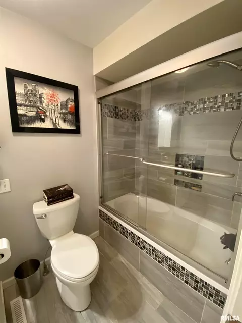 530 Flint Rd, Macomb, IL 61455 photo 23