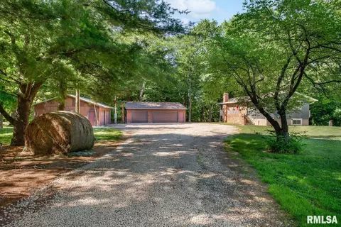 354 Grimm Rd, Congerville, IL 61729 photo 3
