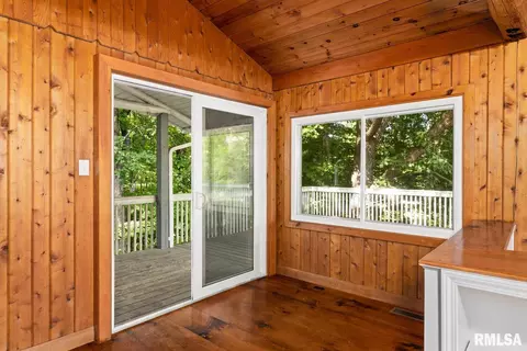 354 Grimm Rd, Congerville, IL 61729 photo 10